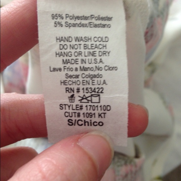 ❤️Only 2 left!! Off shoulder floral dress❤️ - Picture 3 of 3